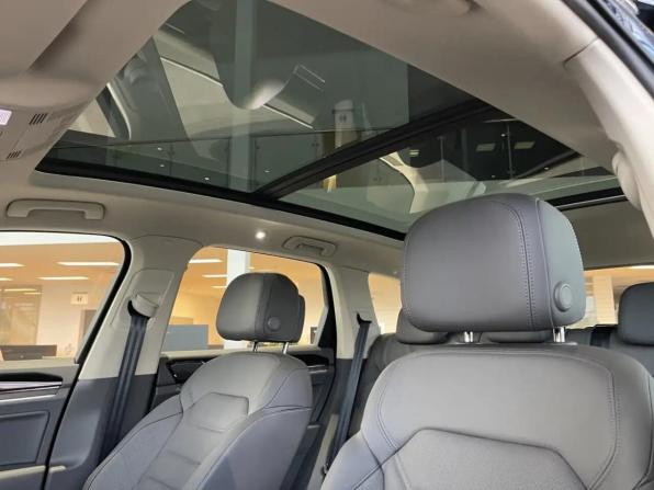 Volkswagen Touareg III Рестайлинг с пробегом 2025 года, цена 8 390 000 рублей, 15 км, внедорожник, Автокод Объявления