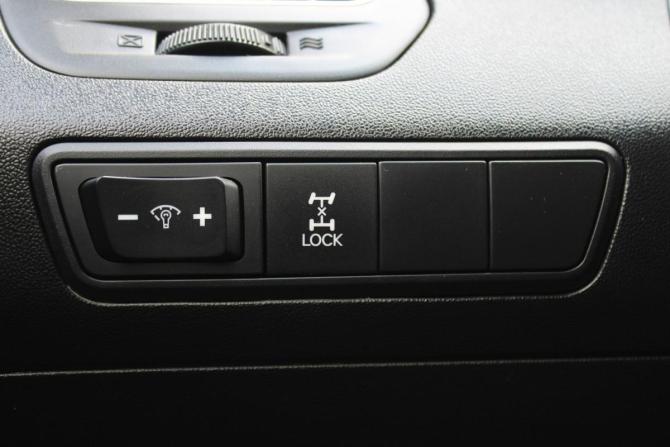 Hyundai ix35 I с пробегом 2012 года, цена 1 510 000 рублей, 98000 км, внедорожник, Автокод Объявления