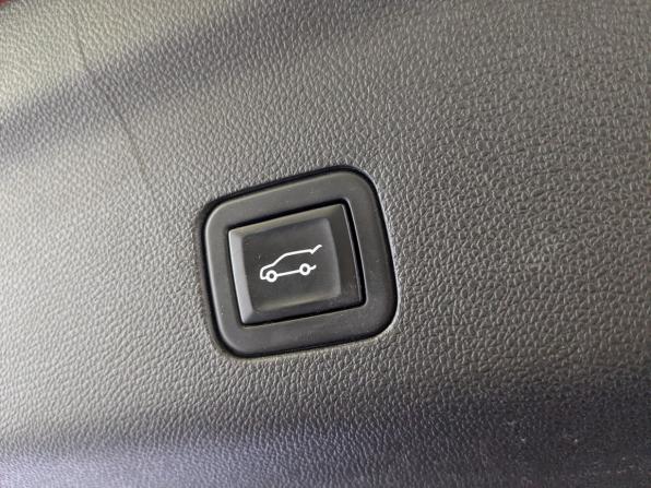 Chevrolet Tahoe V с пробегом 2021 года, цена 6 990 000 рублей, 129189 км, внедорожник, Автокод Объявления