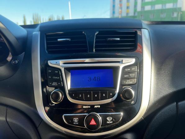 Hyundai Solaris I с пробегом 2012 года, цена 823 000 рублей, 188409 км, седан, Автокод Объявления