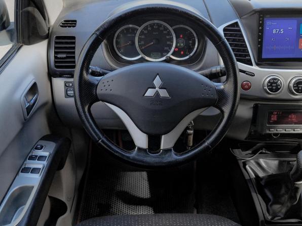 Mitsubishi L200 IV с пробегом 2010 года, цена 1 309 000 рублей, 216239 км, пикап, Автокод Объявления
