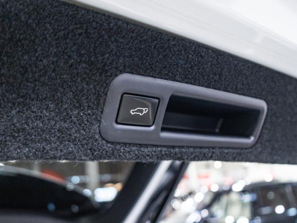 Lexus RX IV с пробегом 2017 года, цена 3 349 700 рублей, 194000 км, внедорожник, Автокод Объявления