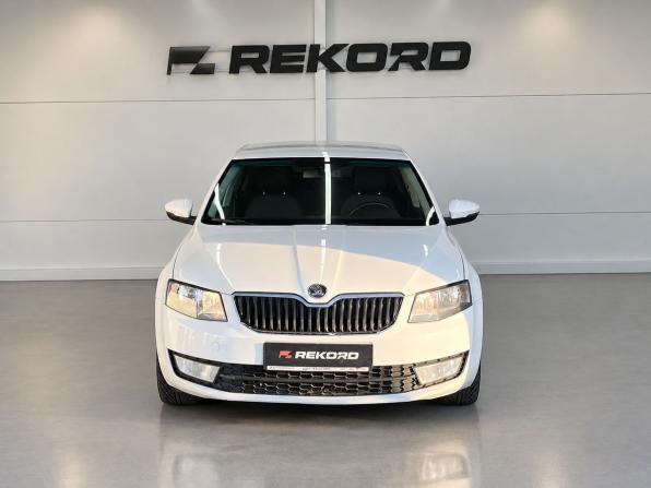 Skoda Octavia III (A7) с пробегом 2014 года, цена 1 479 000 рублей, 121000 км, лифтбек, Автокод Объявления