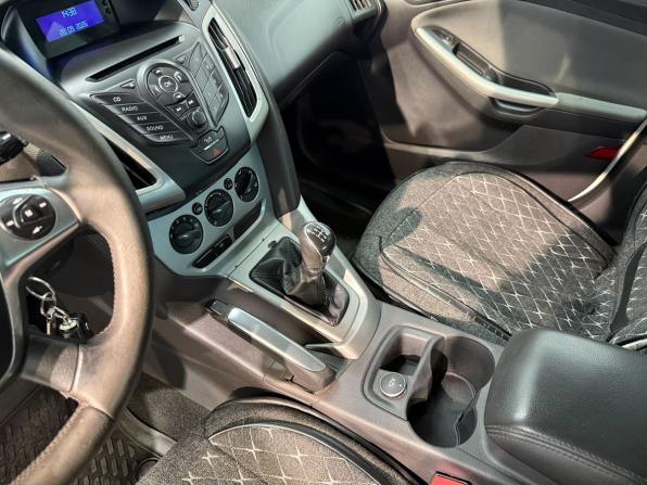 Ford Focus III с пробегом 2012 года, цена 750 000 рублей, 237288 км, седан, Автокод Объявления