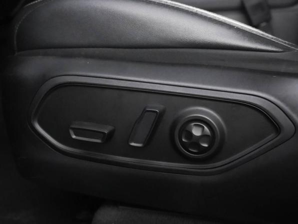 Jeep Grand Cherokee V (WL) с пробегом 2023 года, цена 5 949 236 рублей, 39638 км, внедорожник, Автокод Объявления