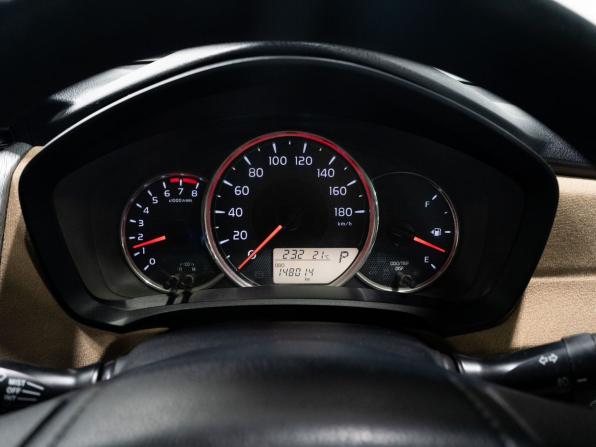 Toyota Corolla XI (E160 E170 E180) Рестайлинг 1 с пробегом 2015 года, цена 1 070 000 рублей, 148000 км, универсал, Автокод Объявления