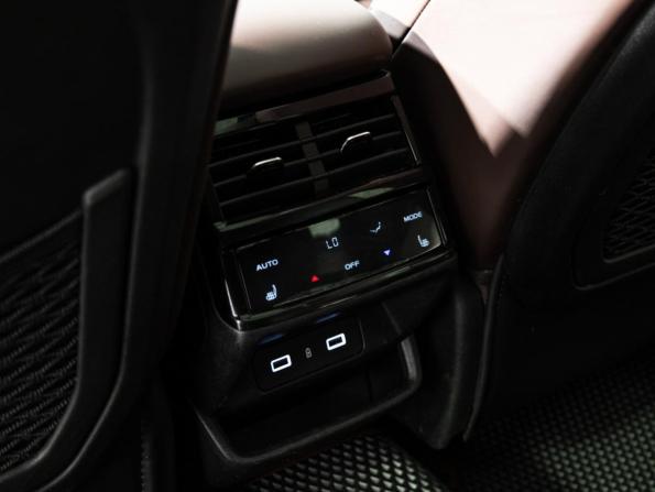 Geely Monjaro I с пробегом 2023 года, цена 2 690 000 рублей, 117741 км, внедорожник, Автокод Объявления