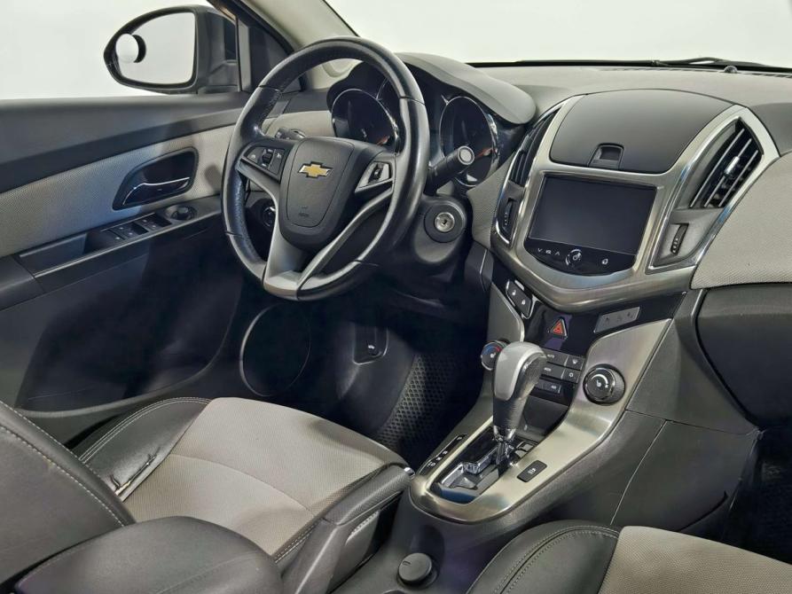 Chevrolet Cruze I Рестайлинг Санкт-Петербург  - изображение 19