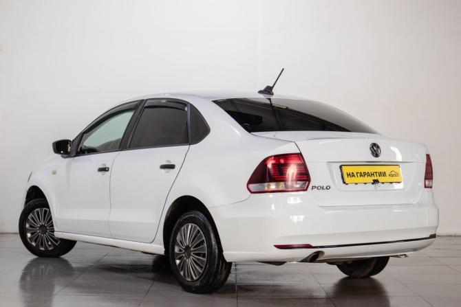 Volkswagen Polo V Рестайлинг с пробегом 2020 года, цена 659 000 рублей, 168500 км, седан, Автокод Объявления