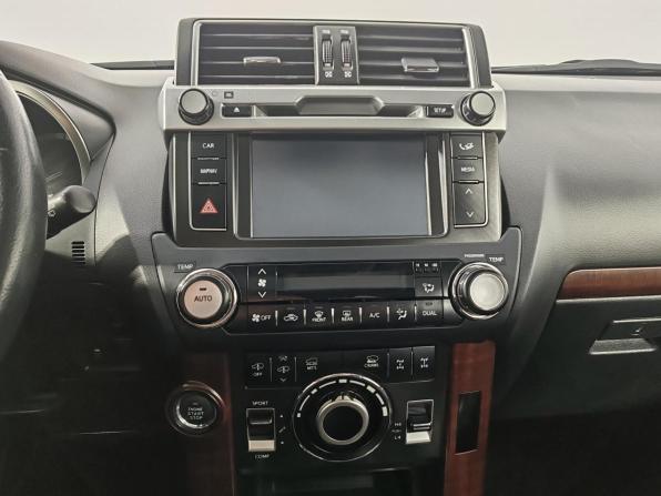 Toyota Land Cruiser Prado 150 Series Рестайлинг 1 с пробегом 2017 года, цена 4 299 000 рублей, 131912 км, внедорожник, Автокод Объявления