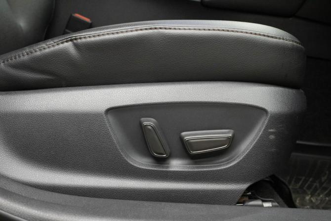 Toyota Camry VIII (XV70) с пробегом 2019 года, цена 2 809 000 рублей, 127195 км, седан, Автокод Объявления