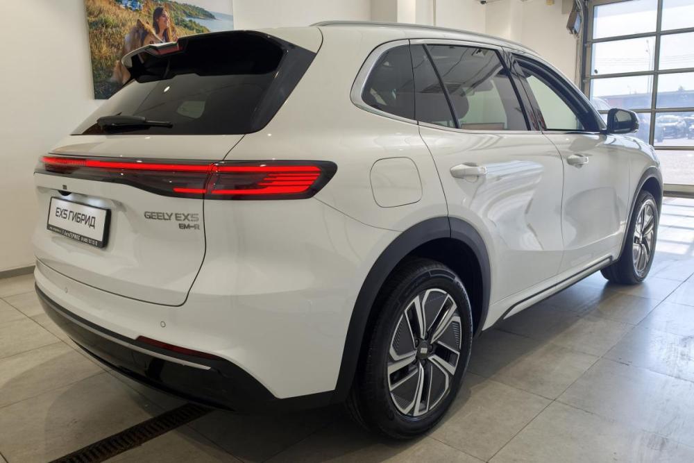 Geely EX5 Гибрид Москва  - изображение 2
