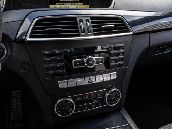 Mercedes-Benz C-Класс III (W204) Рестайлинг с пробегом 2012 года, цена 1 440 000 рублей, 241990 км, седан, Автокод Объявления