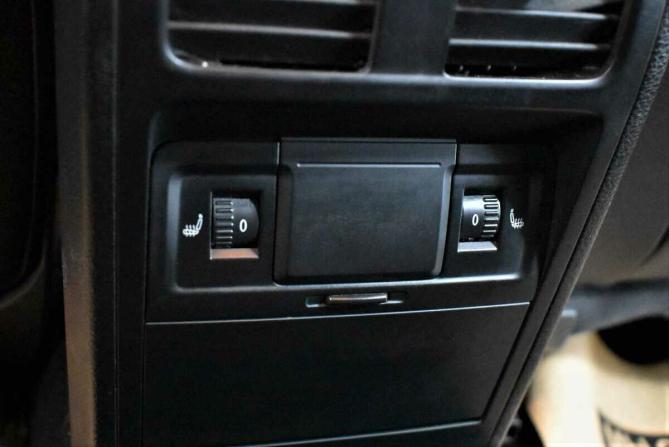 Volkswagen Passat B7 с пробегом 2011 года, цена 930 000 рублей, 206424 км, универсал, Автокод Объявления