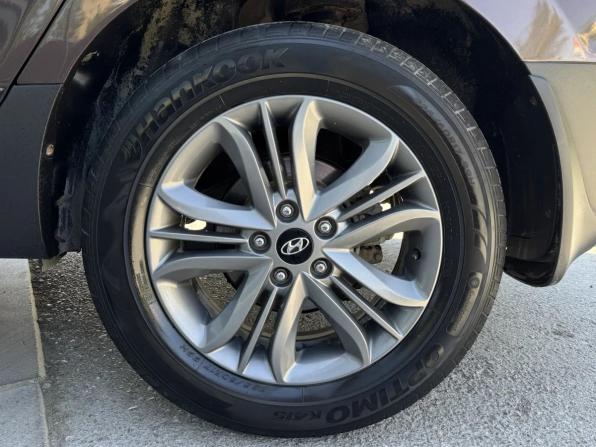 Hyundai ix35 I Рестайлинг с пробегом 2013 года, цена 1 275 000 рублей, 140000 км, внедорожник, Автокод Объявления