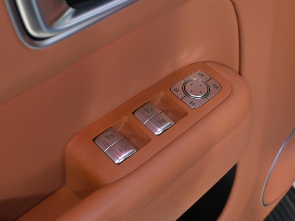 Li Auto (Lixiang) L7 I Рестайлинг с пробегом 2024 года, цена 6 840 000 рублей, 37000 км, внедорожник, Автокод Объявления
