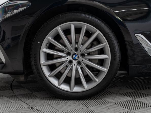 BMW 5 серии VII (G30/G31/G38) с пробегом 2017 года, цена 3 750 000 рублей, 99150 км, седан, Автокод Объявления