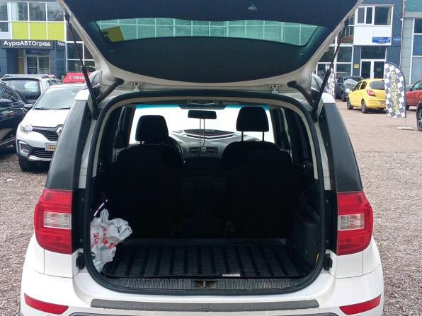 Skoda Yeti I с пробегом 2014 года, цена 850 000 рублей, 174221 км, внедорожник, Автокод Объявления