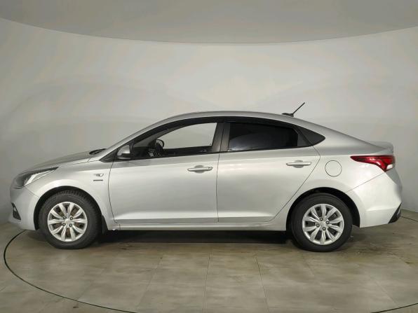Hyundai Solaris II с пробегом 2019 года, цена 1 200 000 рублей, 131046 км, седан, Автокод Объявления