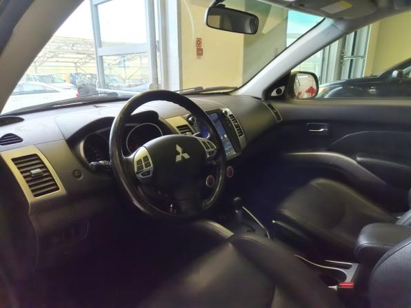 Mitsubishi Outlander II с пробегом 2008 года, цена 1 065 000 рублей, 257000 км, внедорожник, Автокод Объявления