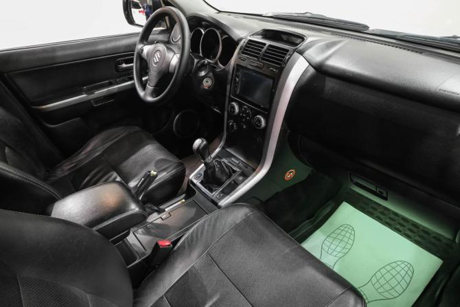 Suzuki Grand Vitara II с пробегом 2005 года, цена 699 000 рублей, 358000 км, внедорожник, Автокод Объявления