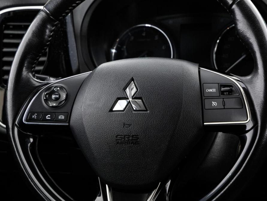 Mitsubishi Outlander III Рестайлинг 3 Санкт-Петербург  - изображение 11