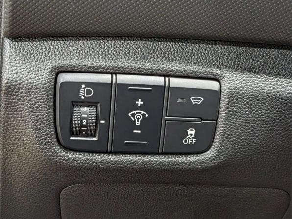 Hyundai Creta I с пробегом 2016 года, цена 1 595 000 рублей, 103340 км, внедорожник, Автокод Объявления