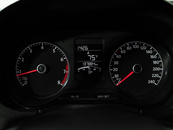 Volkswagen Polo V Рестайлинг с пробегом 2016 года, цена 1 048 790 рублей, 137881 км, седан, Автокод Объявления