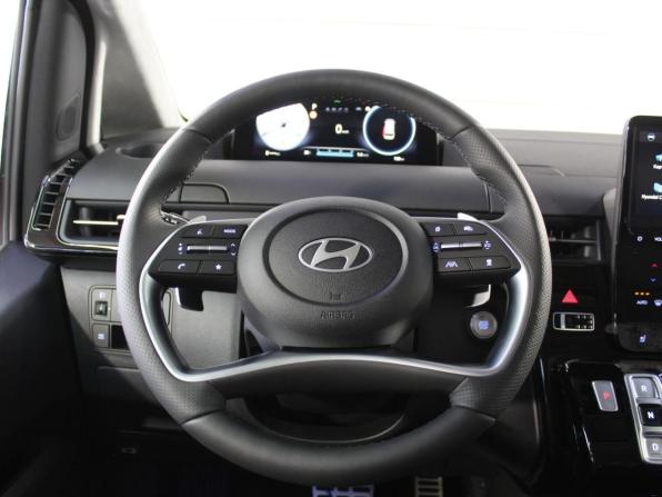 Новый Hyundai Staria I 2025 года, цена 9 999 000 рублей, минивэн, Автокод Объявления
