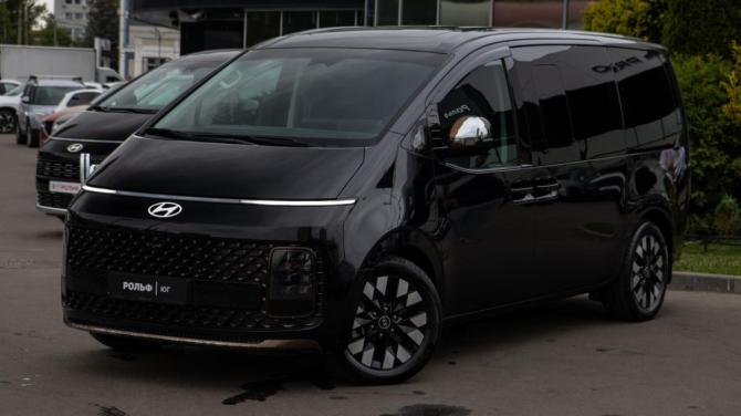 Hyundai Staria I с пробегом 2024 года, цена 4 428 000 рублей, 66783 км, минивэн, Автокод Объявления
