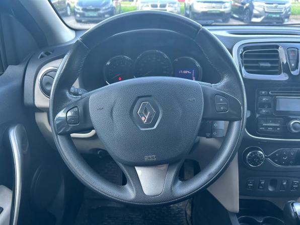 Renault Logan II с пробегом 2015 года, цена 653 000 рублей, 171303 км, седан, Автокод Объявления
