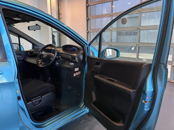 Honda Freed I с пробегом 2010 года, цена 1 020 000 рублей, 187871 км, компактвэн, Автокод Объявления