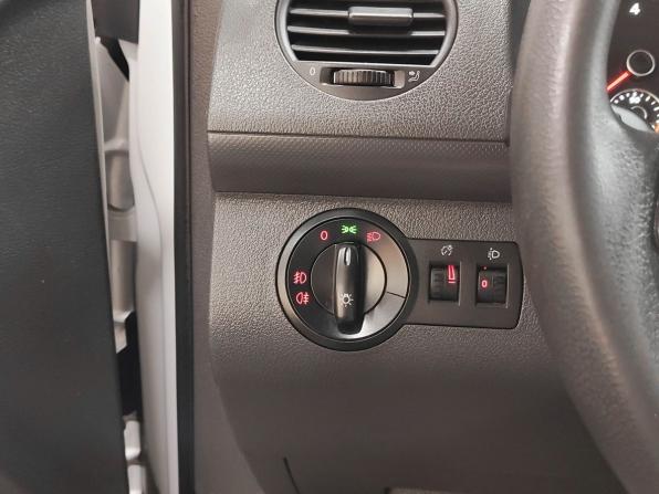 Volkswagen Caddy III Рестайлинг с пробегом 2013 года, цена 854 400 рублей, 256291 км, компактвэн, Автокод Объявления