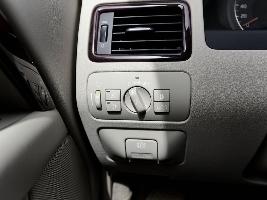 Volvo XC70 II Казань  - изображение 13