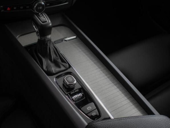 Volvo XC60 II с пробегом 2018 года, цена 3 595 000 рублей, 93368 км, внедорожник, Автокод Объявления
