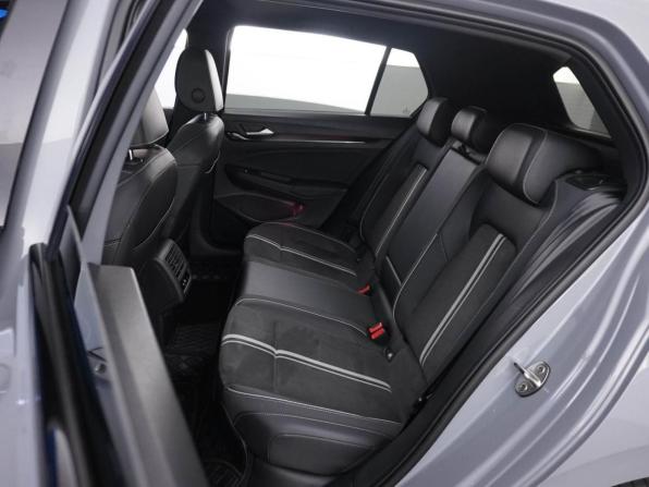 Volkswagen Golf VIII с пробегом 2022 года, цена 2 888 444 рубля, 57682 км, хэтчбек, Автокод Объявления