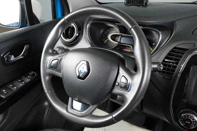 Renault Kaptur I с пробегом 2016 года, цена 1 589 000 рублей, 138691 км, внедорожник, Автокод Объявления