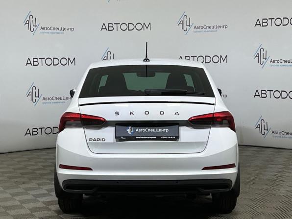 Skoda Rapid II с пробегом 2021 года, цена 1 857 000 рублей, 57725 км, лифтбек, Автокод Объявления