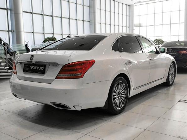 Hyundai Equus II Рестайлинг с пробегом 2016 года, цена 1 300 000 рублей, 176400 км, седан, Автокод Объявления