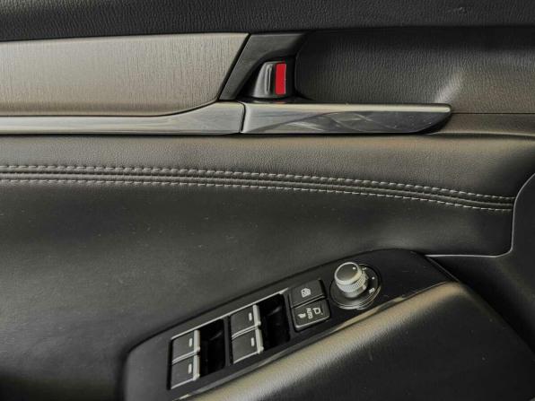 Mazda 6 III (GJ) Рестайлинг 2 с пробегом 2019 года, цена 2 340 000 рублей, 157478 км, седан, Автокод Объявления