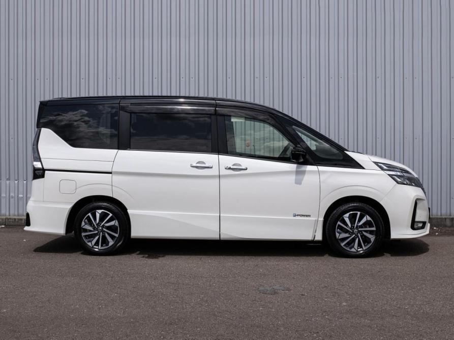 Nissan Serena V (C27) Рестайлинг Сочи  - изображение 5
