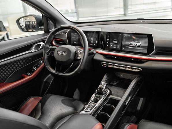 Geely Coolray I Рестайлинг с пробегом 2023 года, цена 2 085 000 рублей, 51235 км, внедорожник, Автокод Объявления