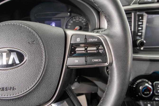 Kia Sorento II Рестайлинг с пробегом 2018 года, цена 2 449 000 рублей, 110000 км, внедорожник, Автокод Объявления