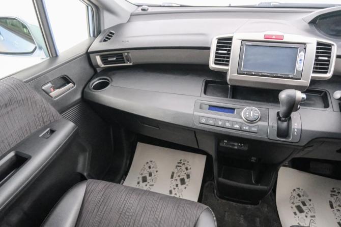 Honda Freed I Рестайлинг 2 с пробегом 2014 года, цена 1 049 000 рублей, 115000 км, компактвэн, Автокод Объявления