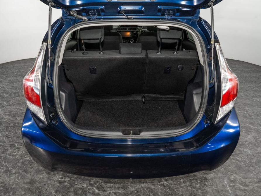 Toyota Aqua I Рестайлинг Иркутск  - изображение 19