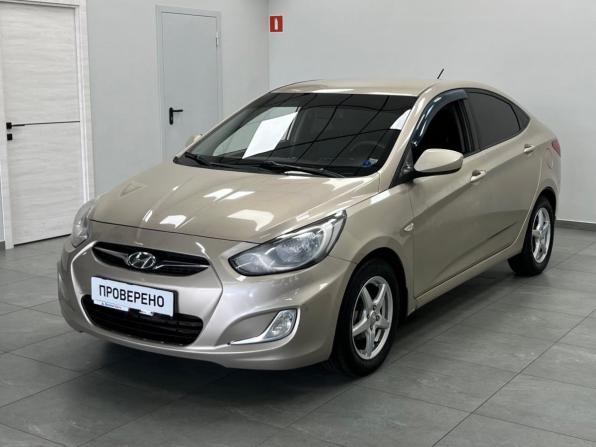 Hyundai Solaris I с пробегом 2012 года, цена 500 000 рублей, 184928 км, седан, Автокод Объявления