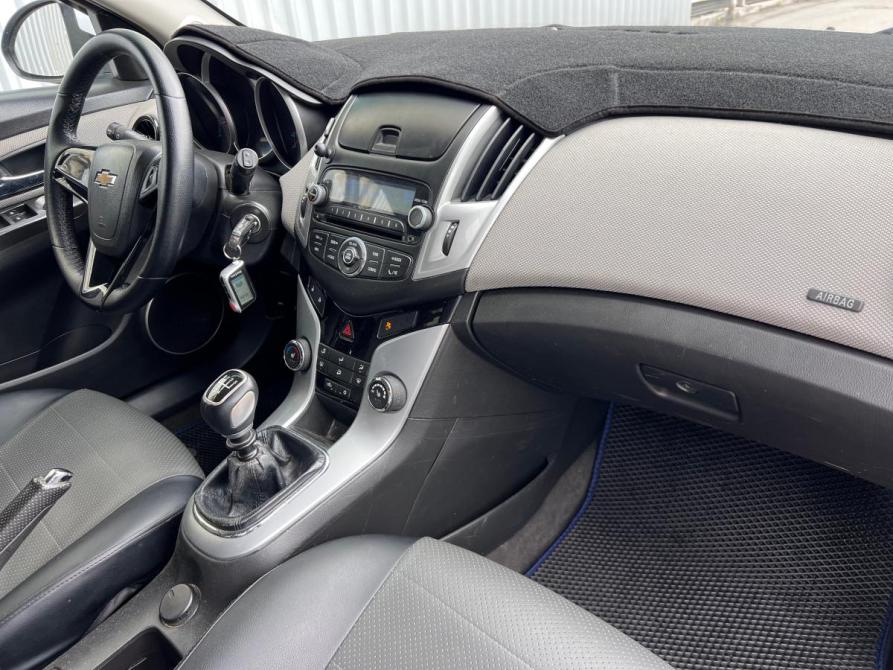 Chevrolet Cruze I Рестайлинг Ростов-на-Дону  - изображение 10