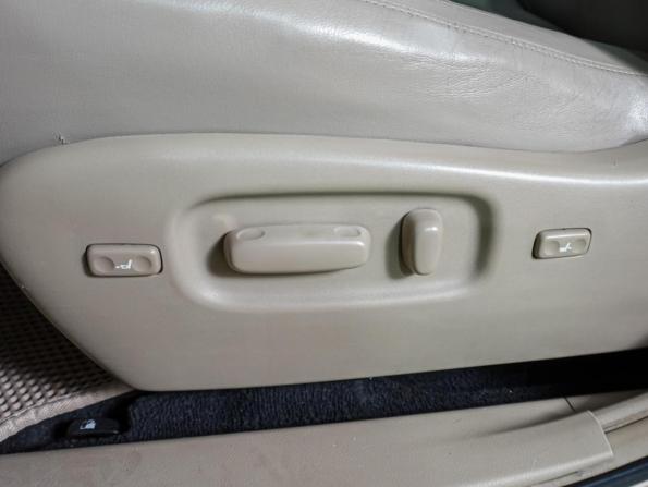Toyota Highlander II (XU40) Рестайлинг с пробегом 2010 года, цена 1 799 000 рублей, 285215 км, внедорожник, Автокод Объявления