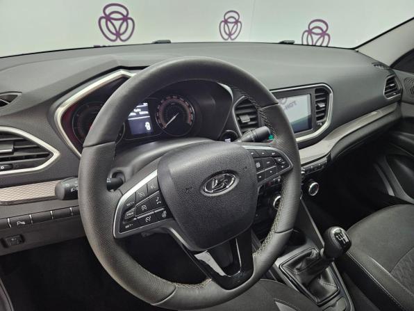 Lada (ВАЗ) Vesta I Рестайлинг (NG) с пробегом 2025 года, цена 1 447 000 рублей, 27975 км, седан, Автокод Объявления