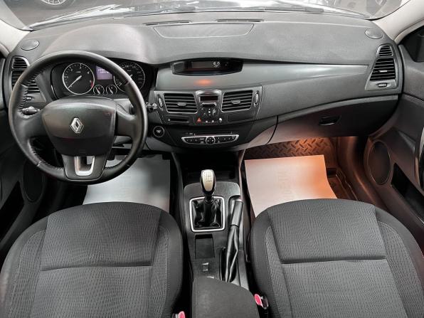 Renault Laguna III с пробегом 2008 года, цена 495 000 рублей, 213152 км, лифтбек, Автокод Объявления